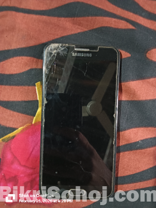 Samsung Galaxy j7 prime